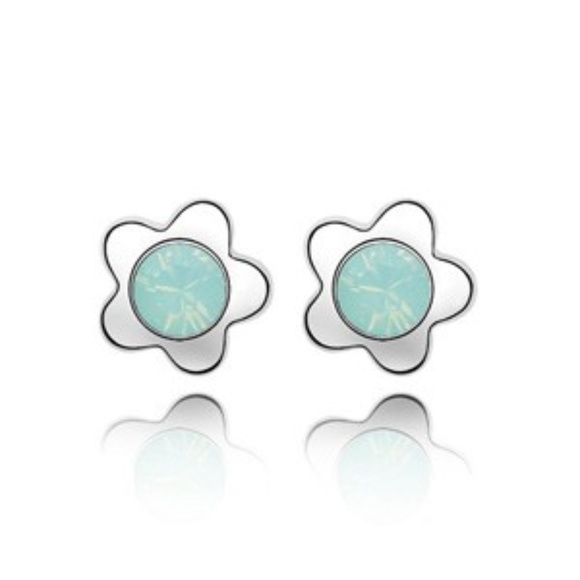 Simple Feather Boutique Jewelry - Swarovski Elements Crystal Flower Stud Earrings